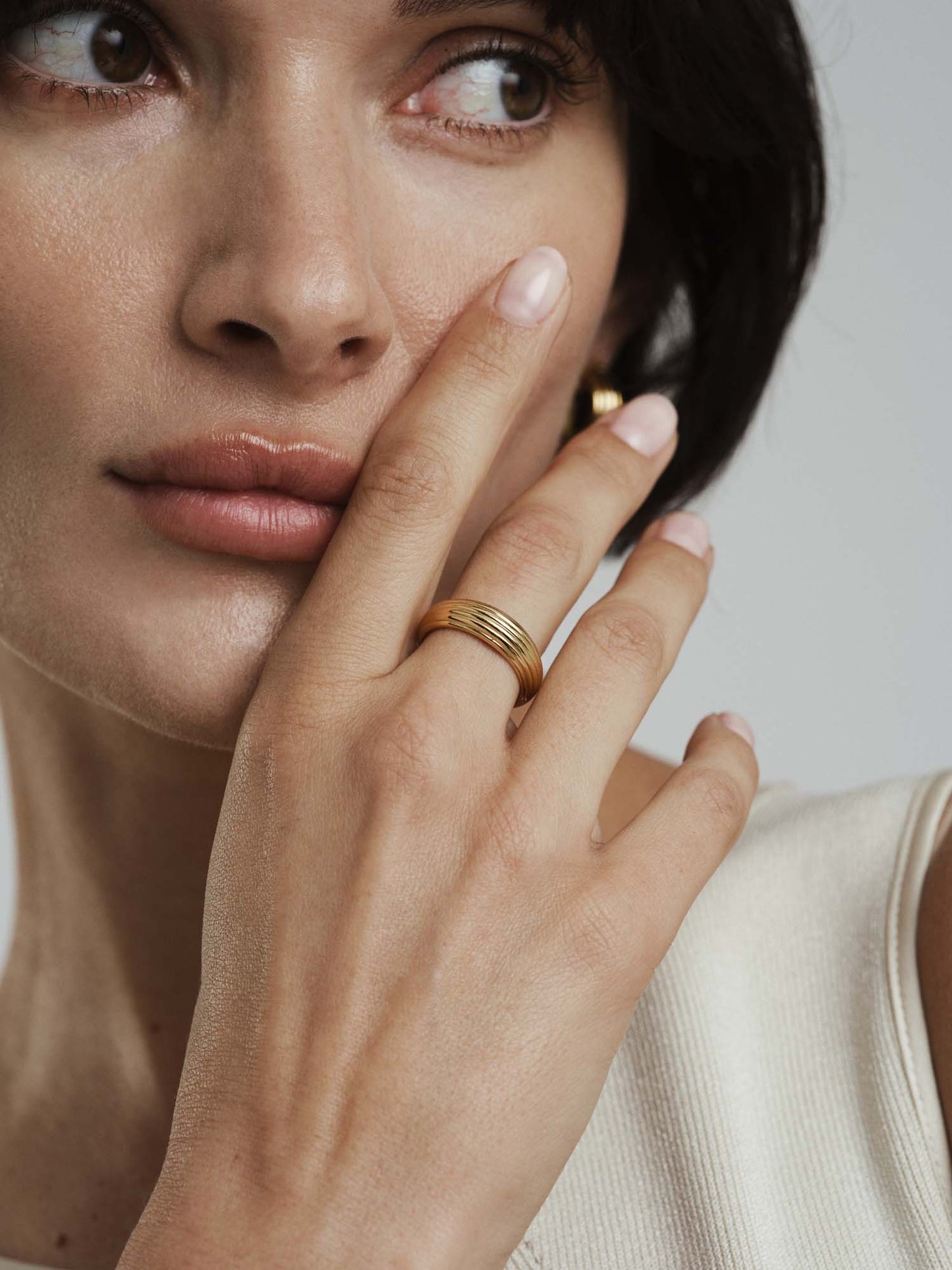 Edge Ribbed Ring