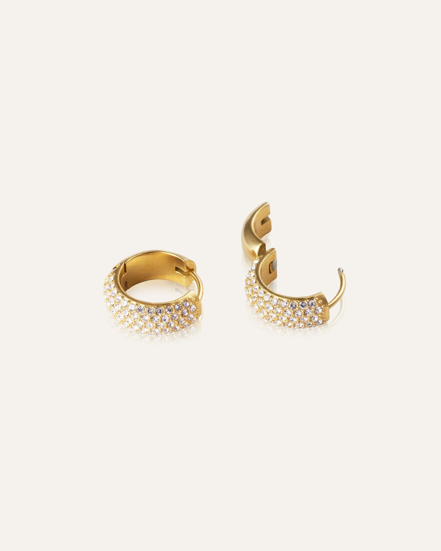 Amour Gold Hoops Medium