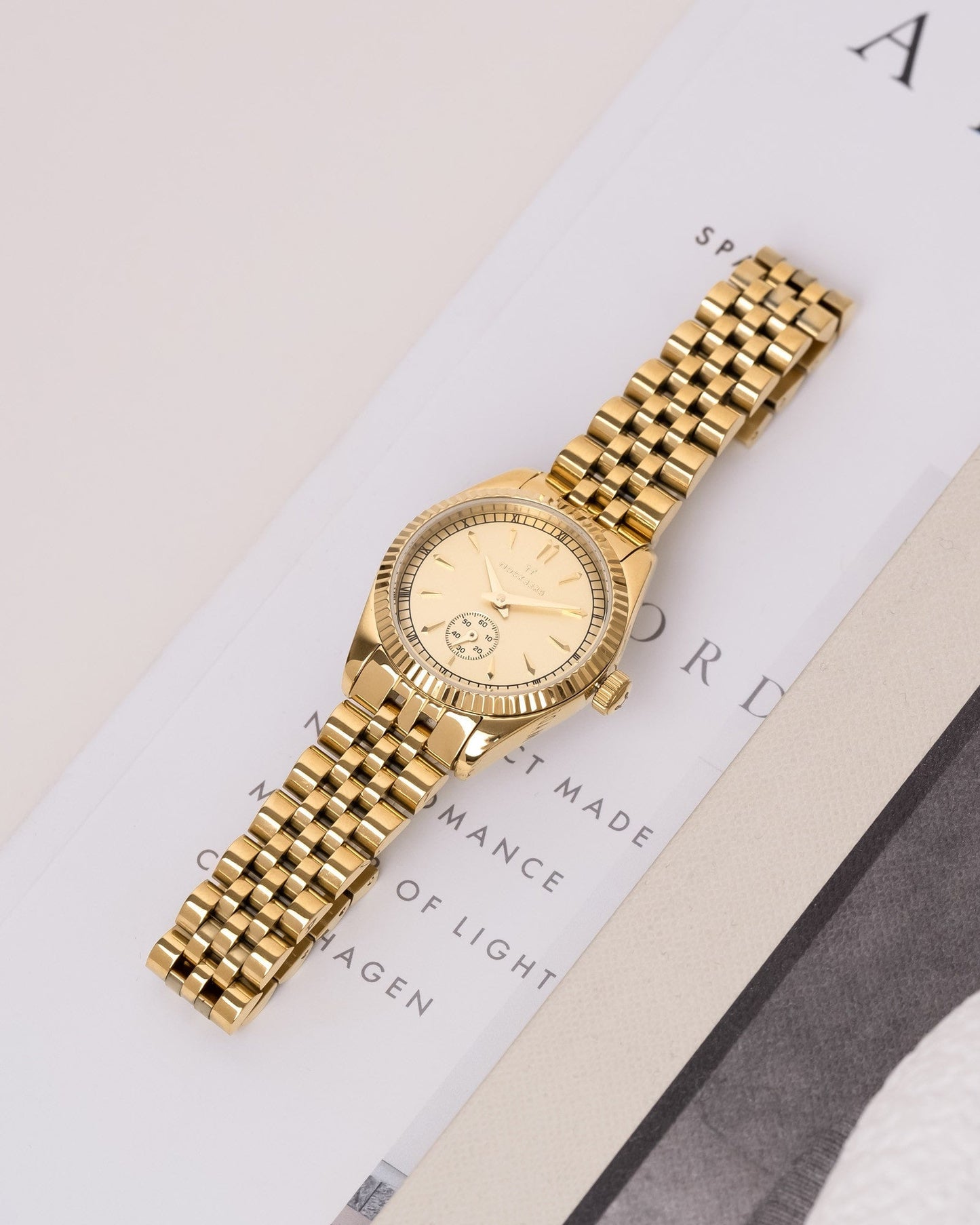 Royal Watch 28 mm