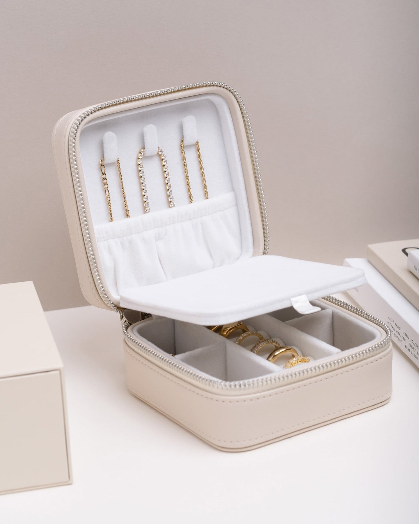 Free Jewelry Case Small Beige