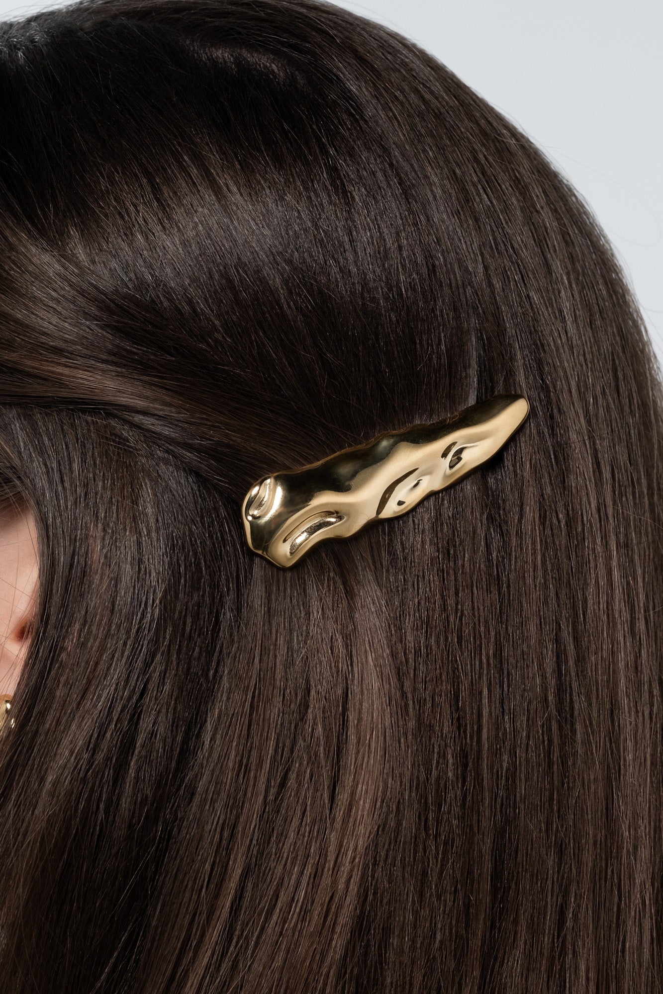 Hammered hairclip gold