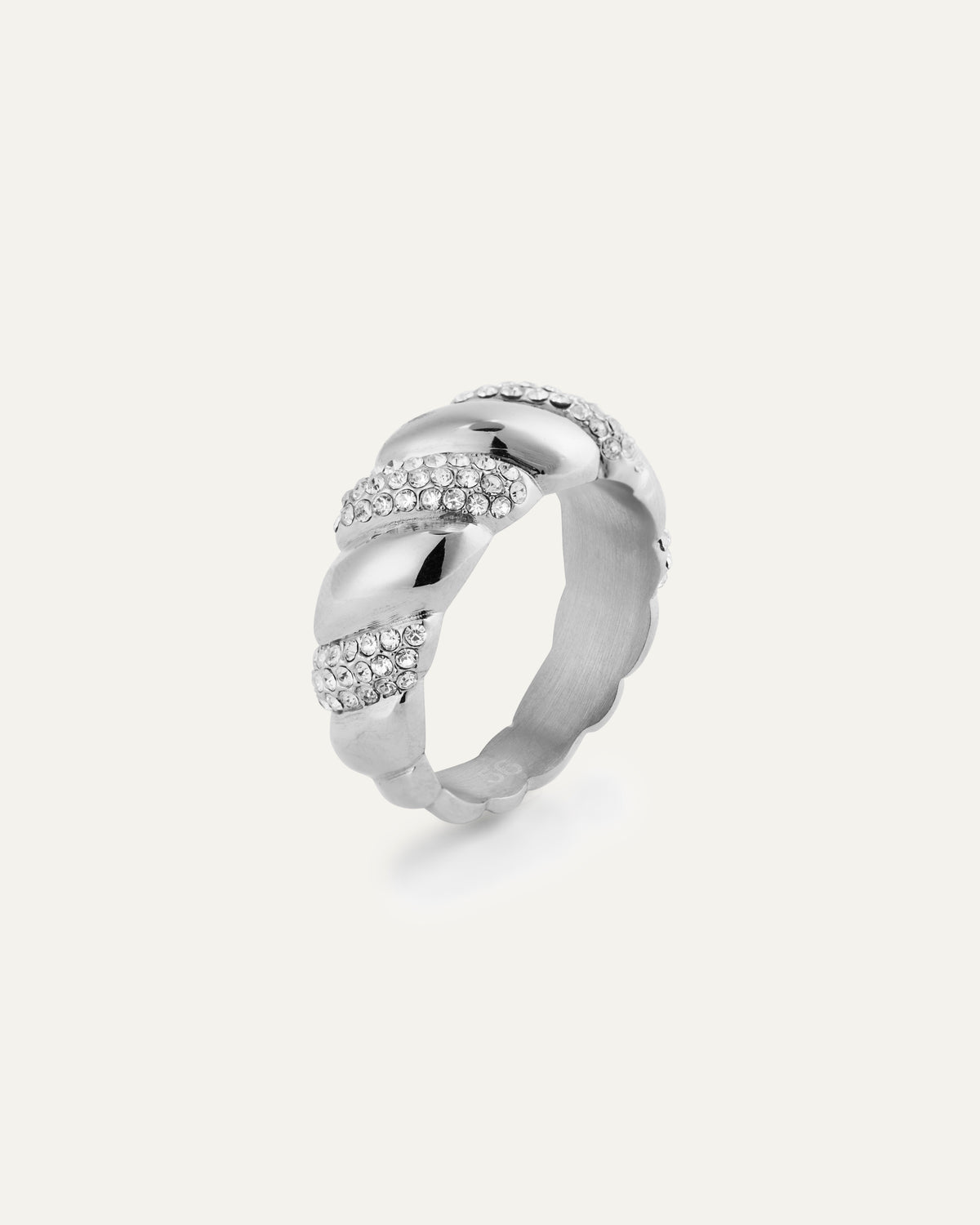 Noela Ring