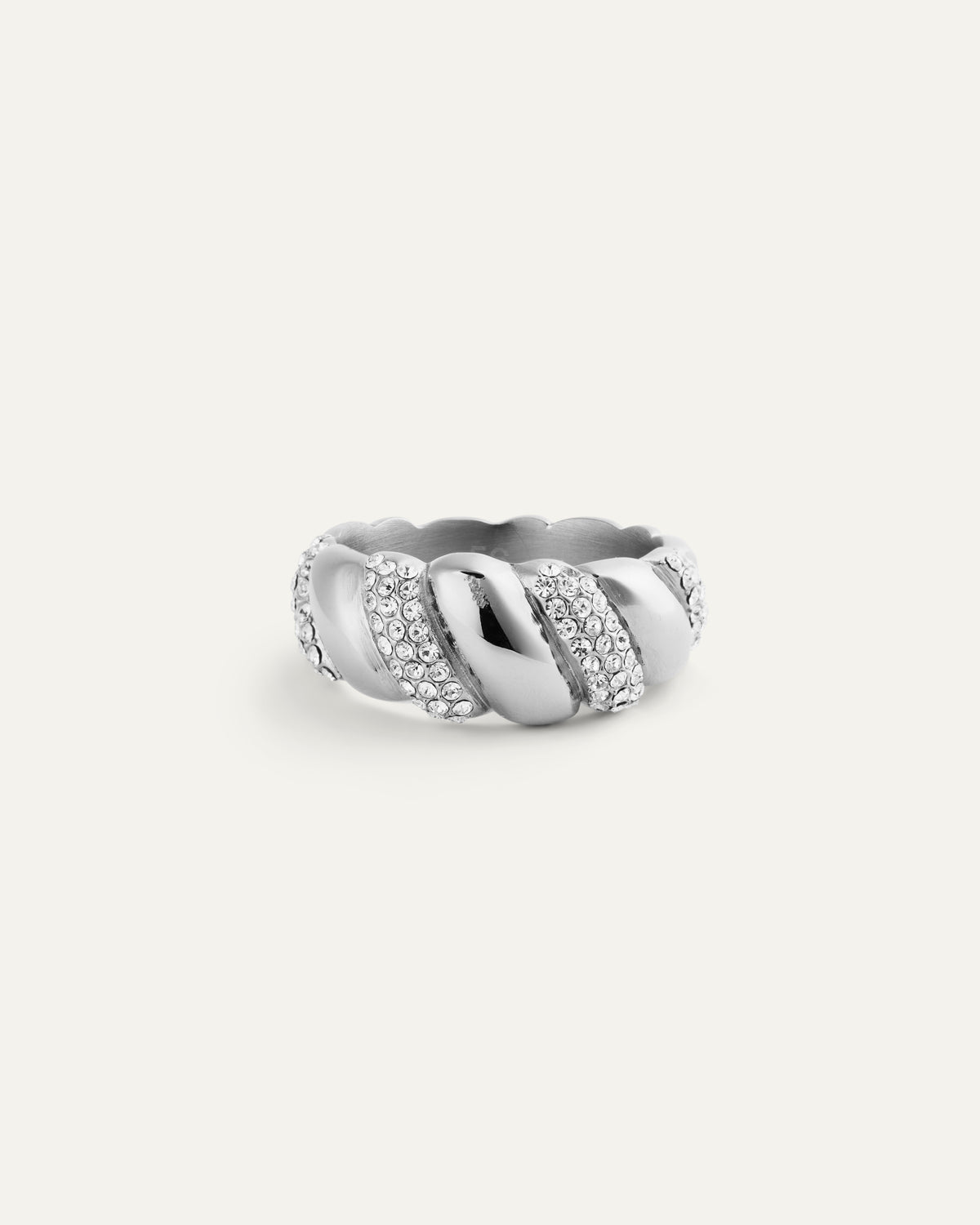 Noela Ring