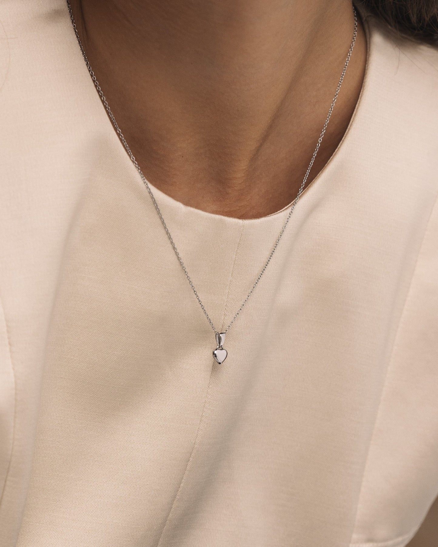 Sweetheart Steel Medium Necklace