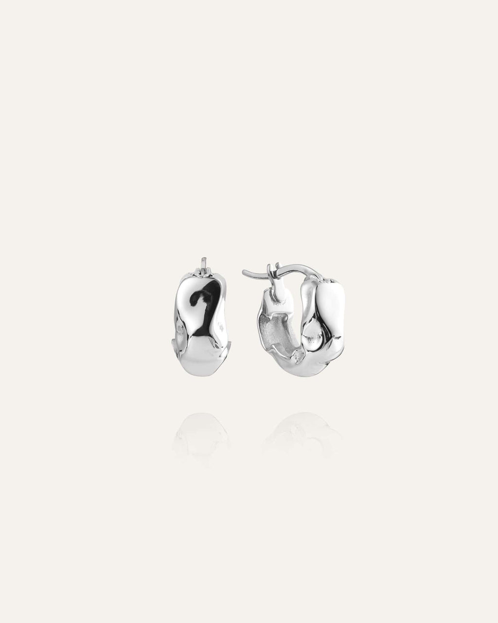 Wavy Bolded Mini Hoops
