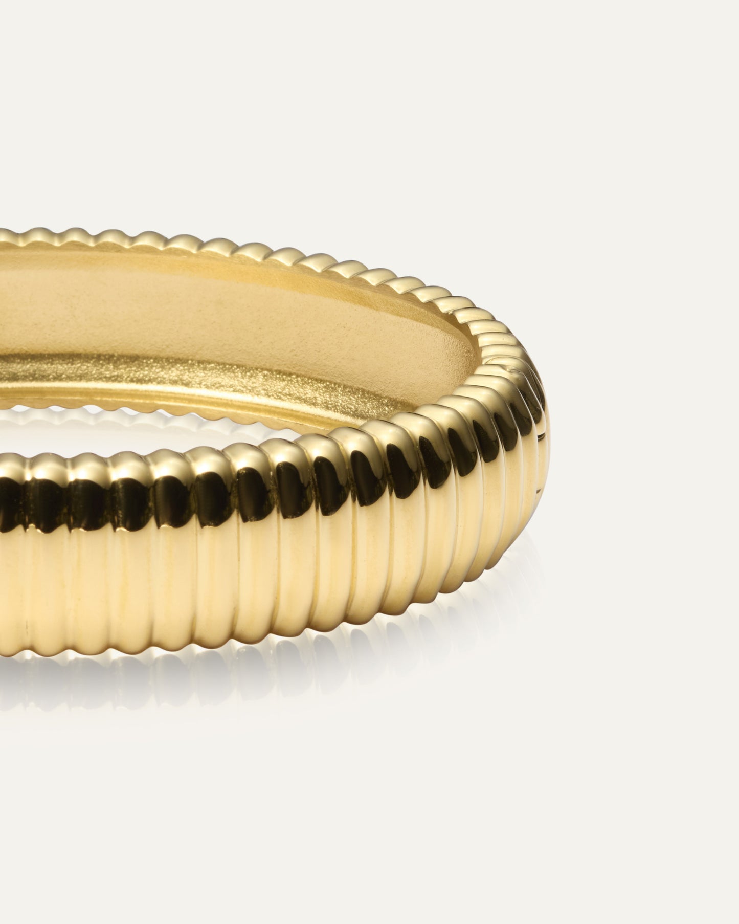 Retro Ribbed Gold Bangle